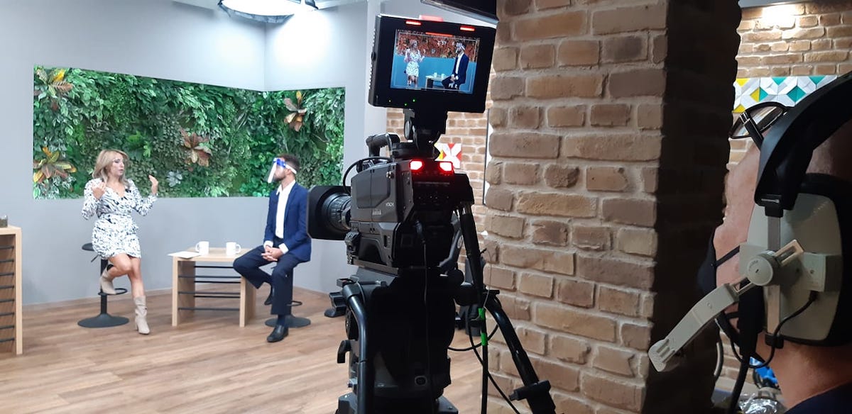 Paneles MSD que dan vida a sets de televisión